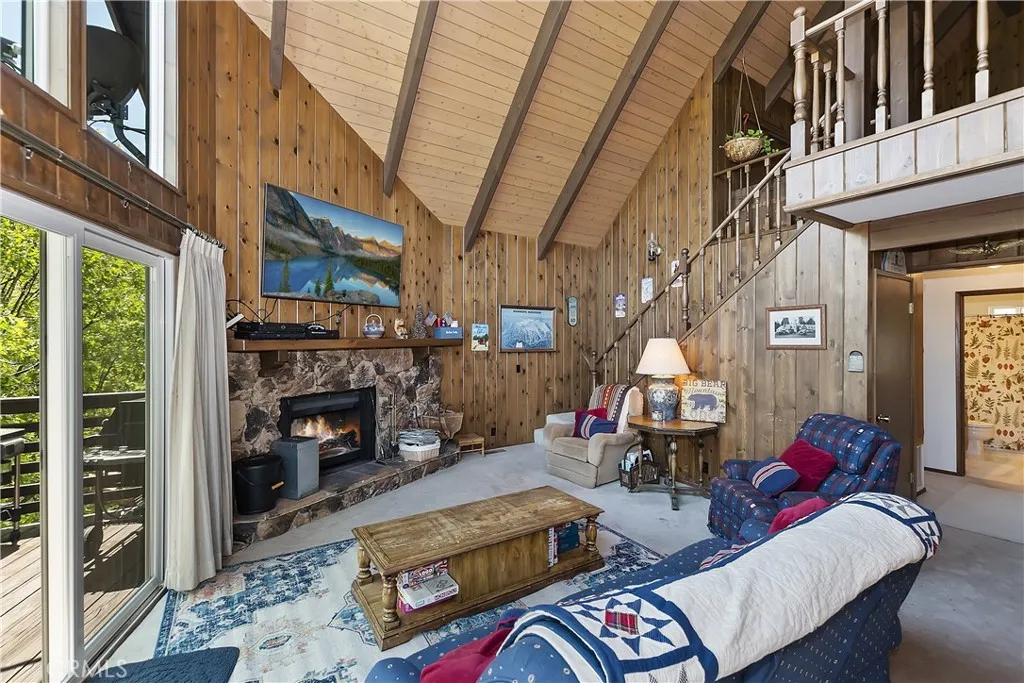 Additional image 6 of 1096 Nadelhorn Drive, Lake Arrowhead, CA 92352