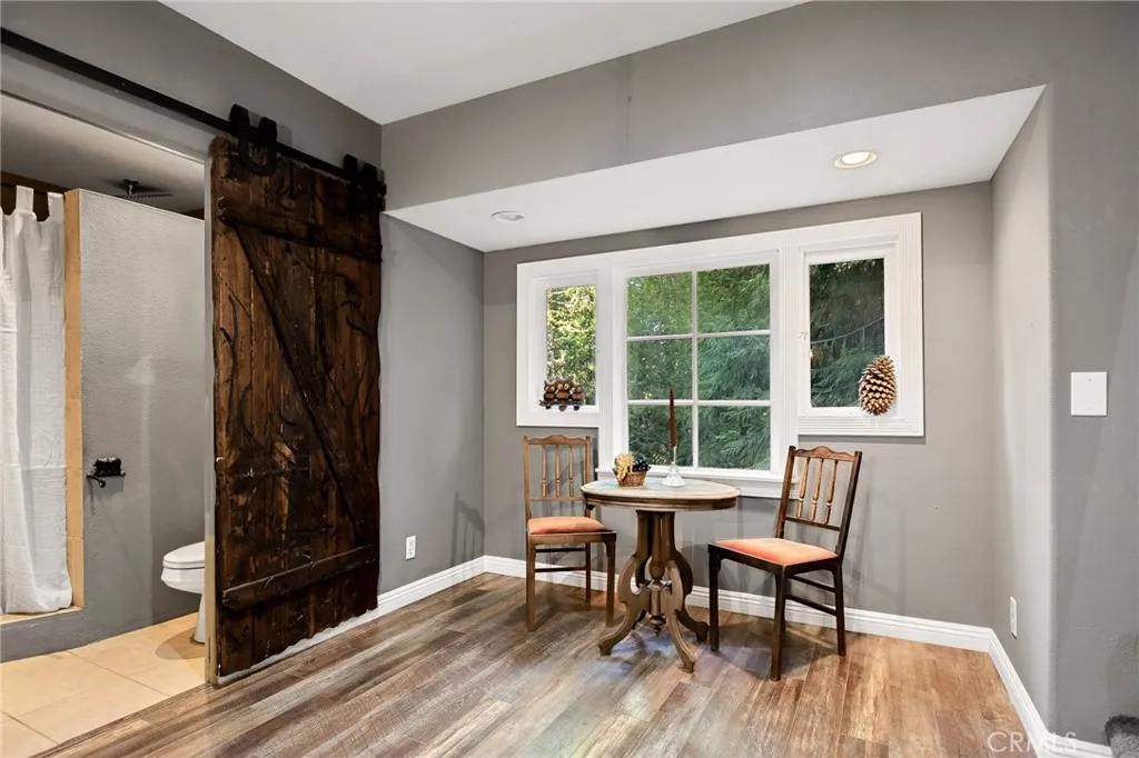 Additional image 18 of 196 Ponderosa Dr, Cedar Glen, CA 92321