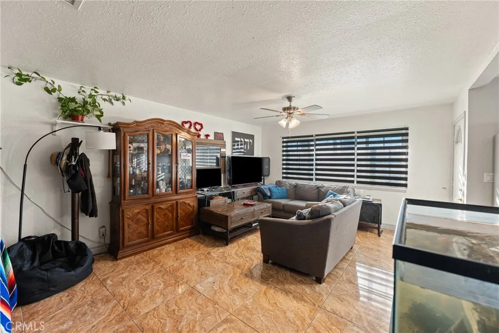 Additional image 6 of 7827 Golondrina Dr, San Bernardino, CA 92410