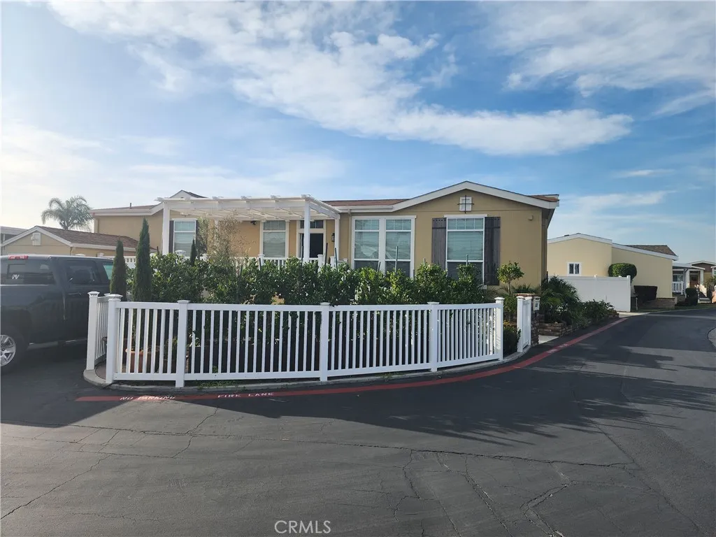 Additional image 4 of 16222 Monterey Ln, Huntington Beach, CA 92649