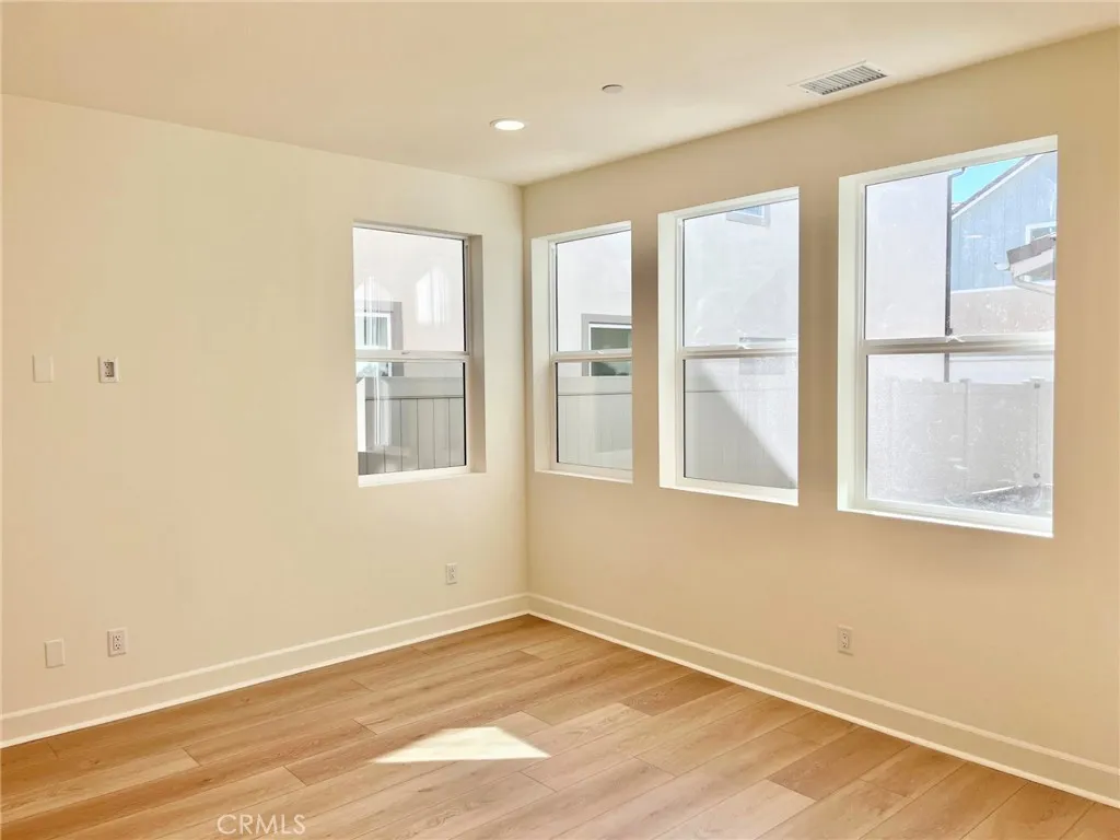 Additional image 7 of 381 S Nevada Avenue, Ventura, CA 93004