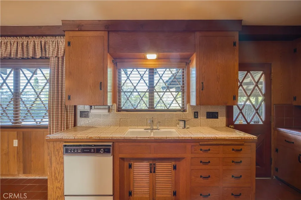 Additional image 80 of 25 Buena Vista Avenue, San Luis Obispo, CA 93405