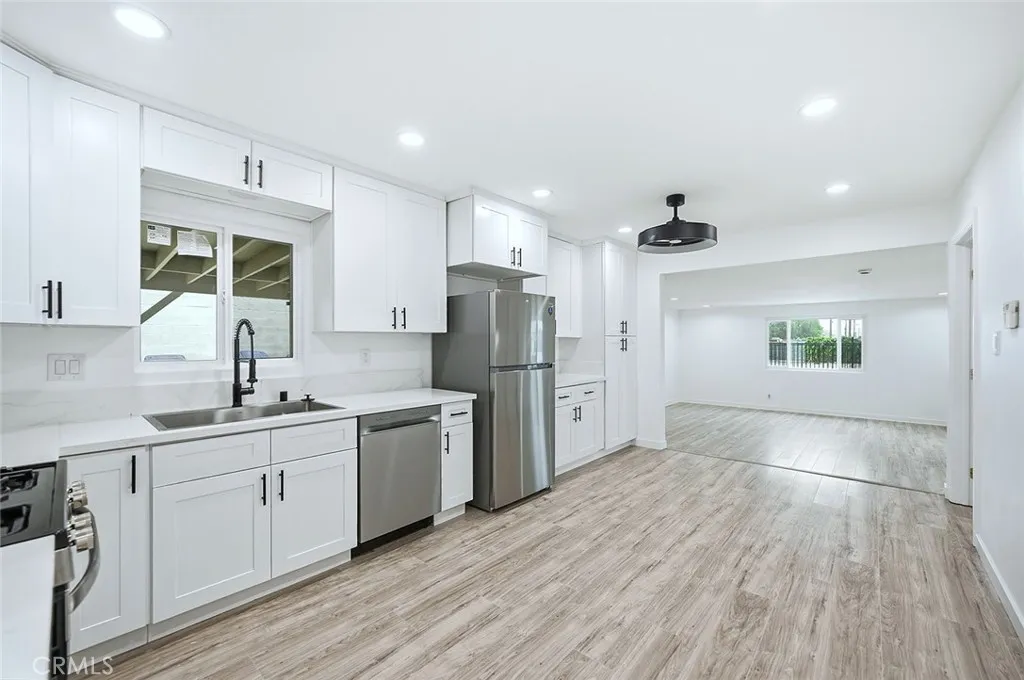 Additional image 7 of 12815 S San Pedro Street, Los Angeles, CA 90061