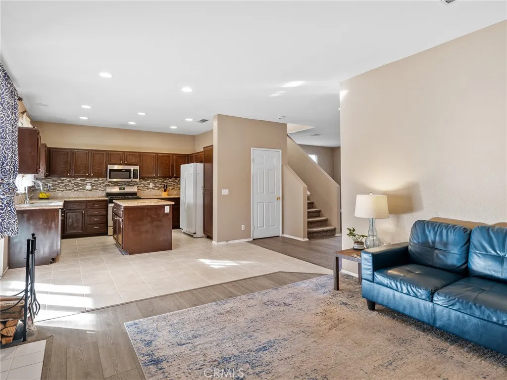 Additional image 49 of 15647 Choctaw Court, Victorville, CA 92395