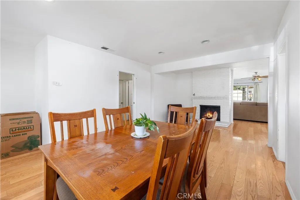 Additional image 5 of 17419 Leadwell, Lake Balboa, CA 91406