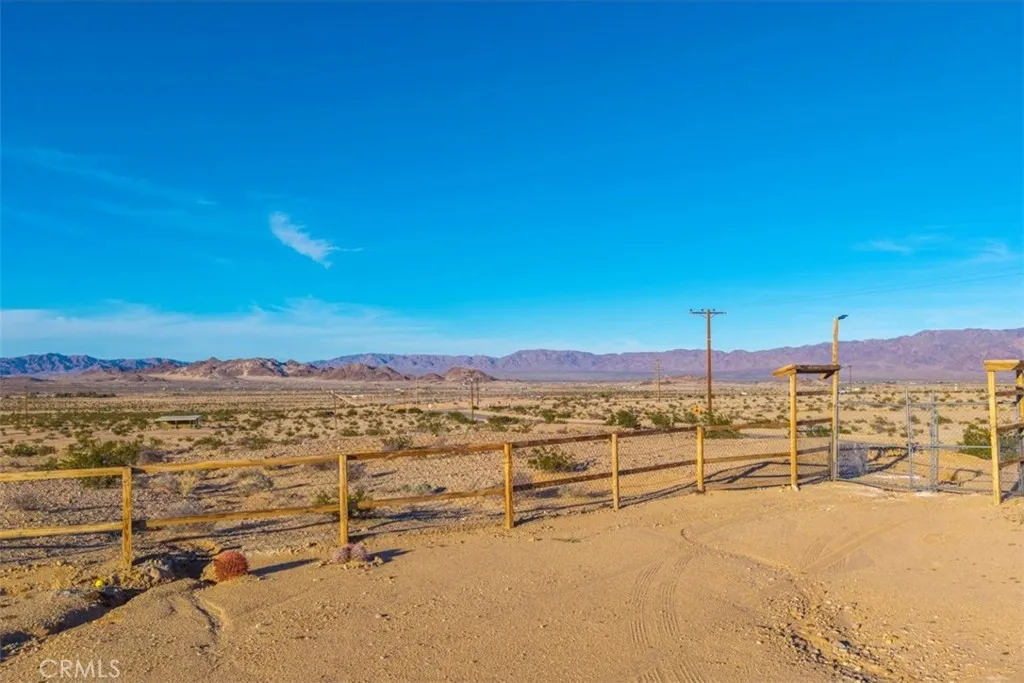 Additional image 83 of 5048 Godwin Rd, 29 Palms, CA 92277