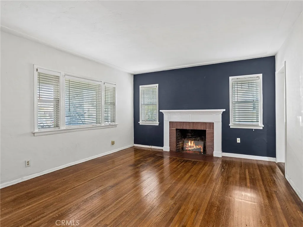 Additional image 57 of 210 W Ash Avenue, Burbank, CA 91502