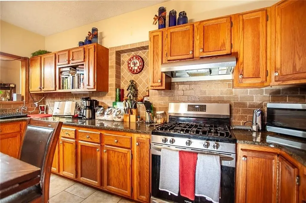 Additional image 10 of 1069 Lee Rd 73, Waverly, AL 36879