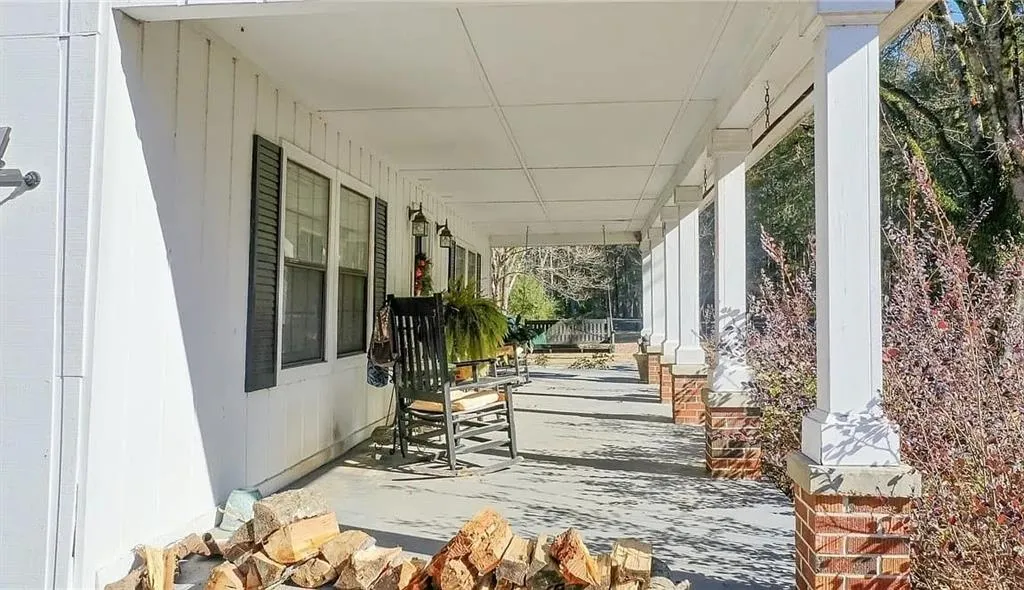 Additional image 3 of 1069 Lee Rd 73, Waverly, AL 36879