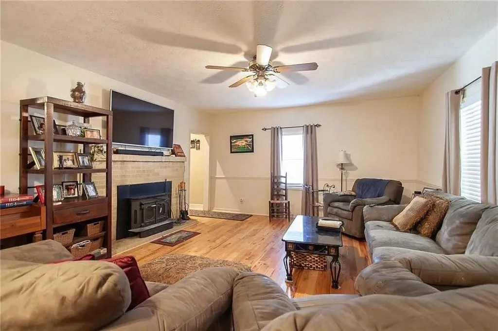 Additional image 7 of 1069 Lee Rd 73, Waverly, AL 36879