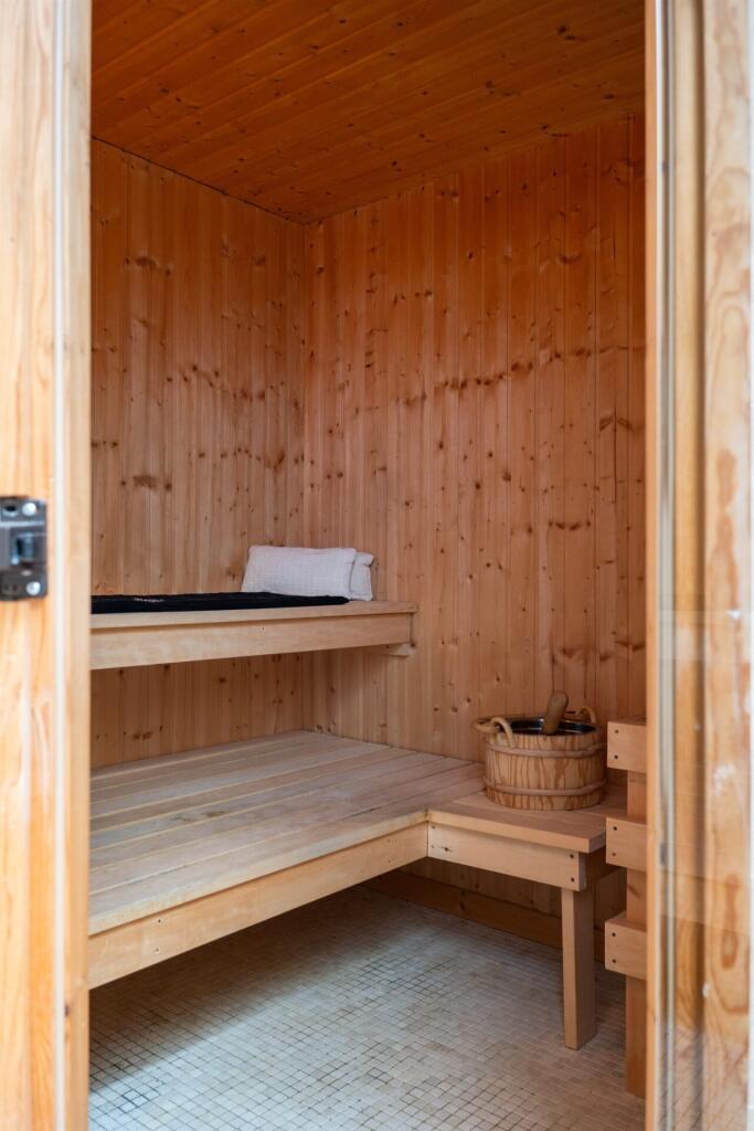 Additional image 40 of Peel Road, Thorntonhall