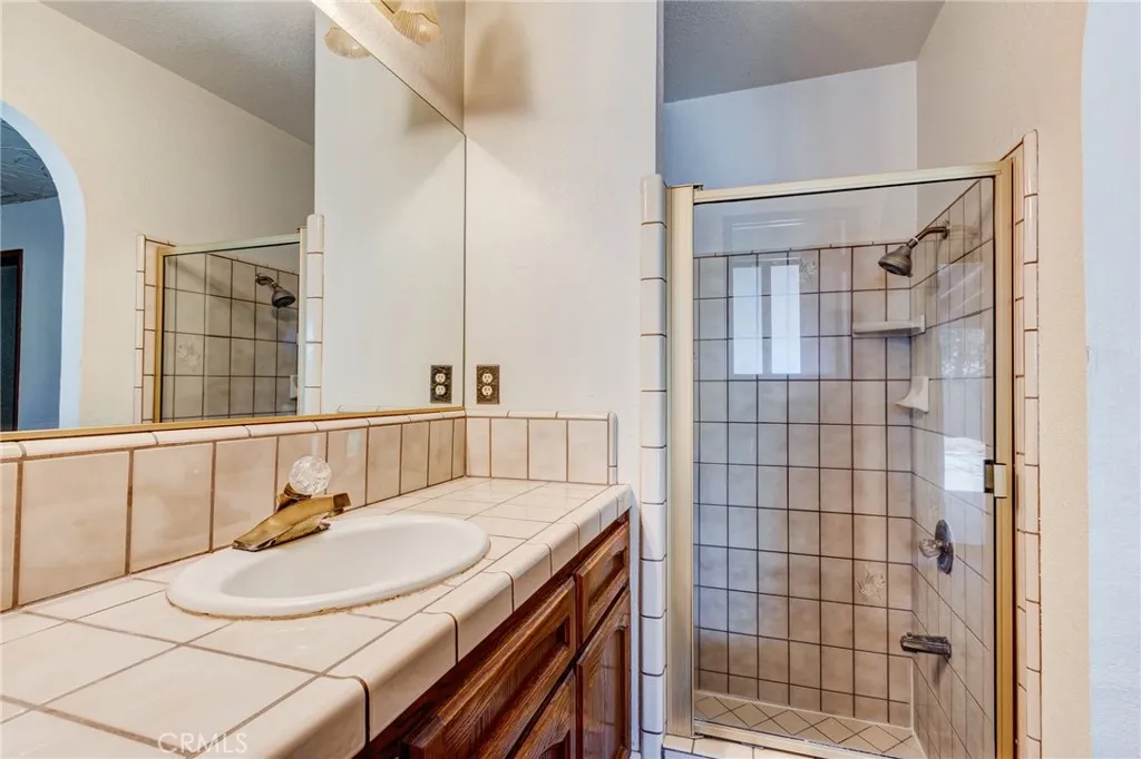 Additional image 25 of 14076 Wawona Road, Apple Valley, CA 92307