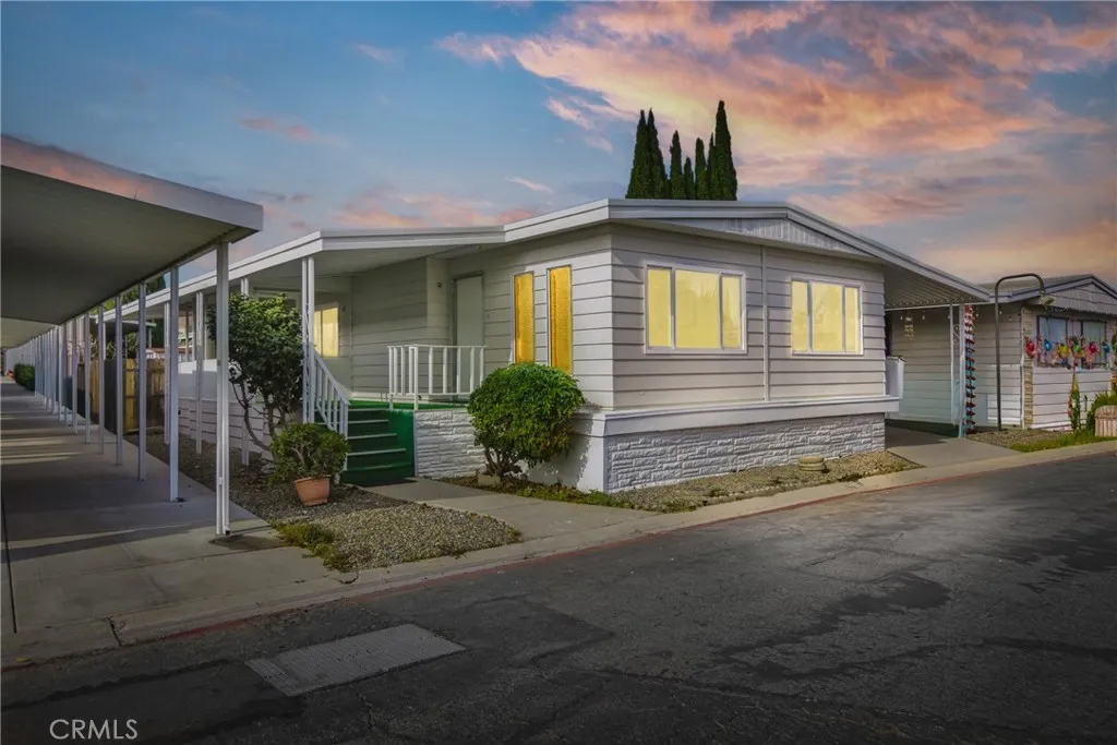 Additional image 2 of 300 N Rampart Street Unit 152, Orange, CA 92868