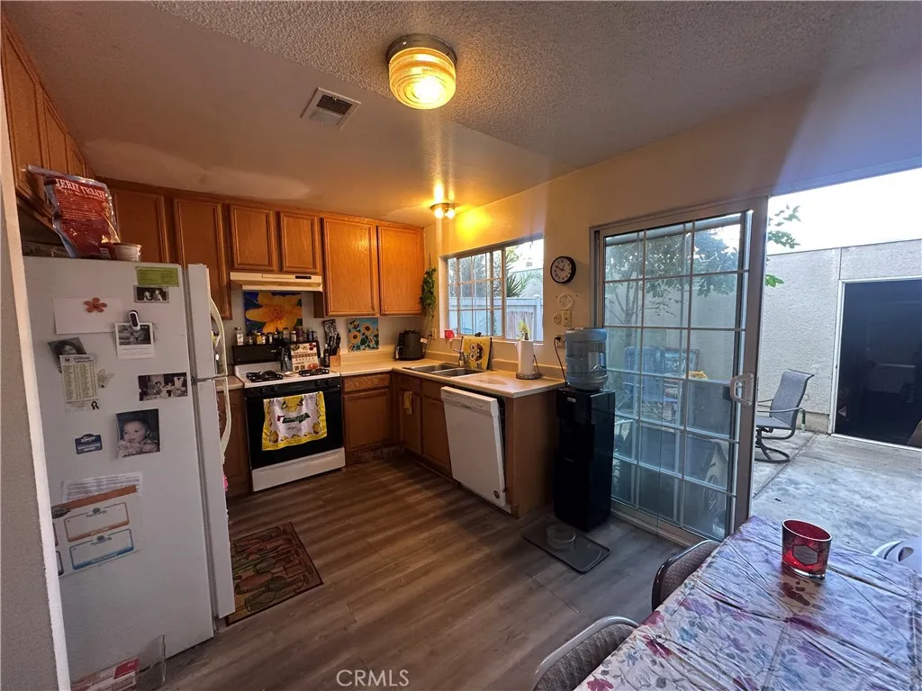 Additional image 10 of 6561 Vanalden Ave Unit 5, Reseda, CA 91335