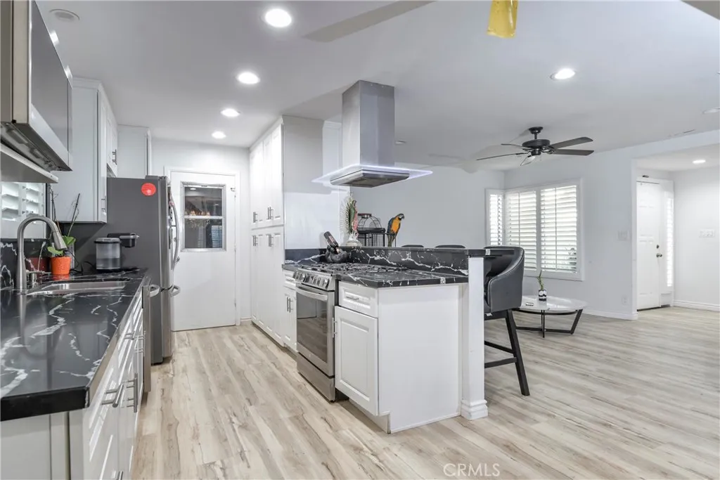 Additional image 13 of 18915 Cantara Street, Reseda, CA 91335