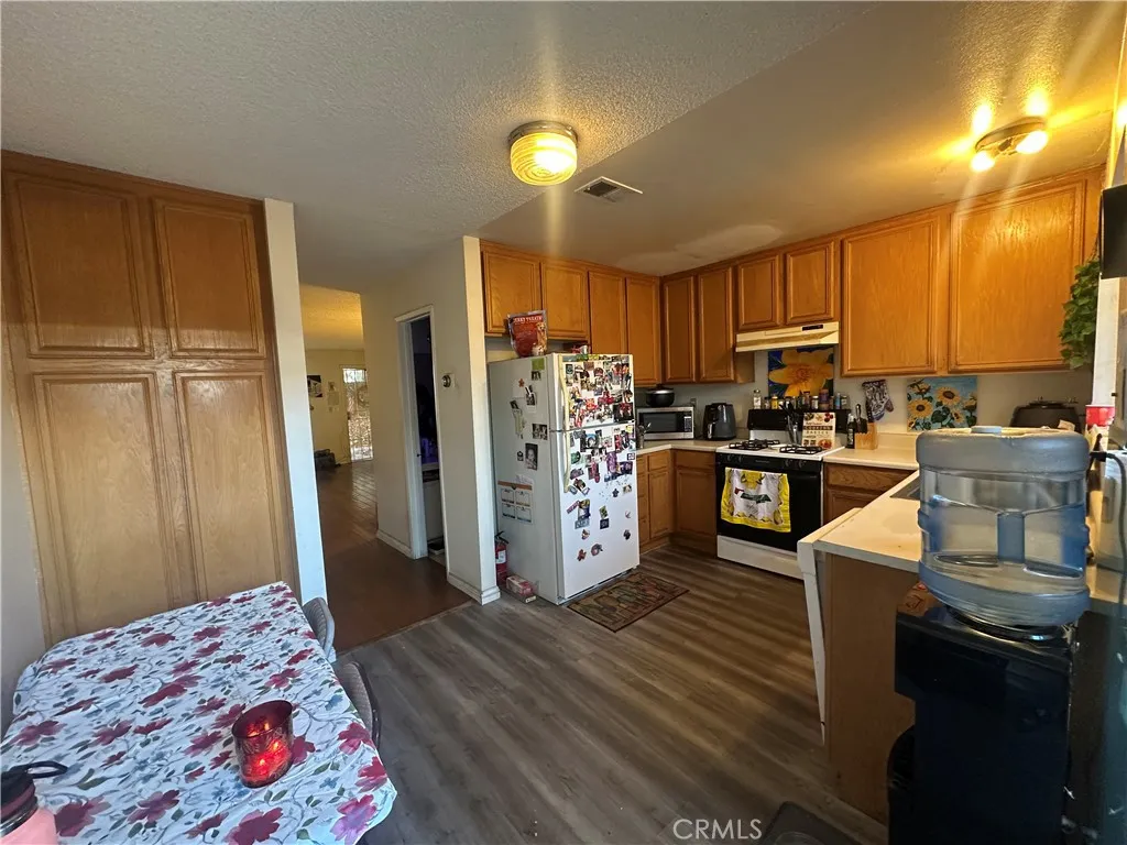 Additional image 43 of 6561 Vanalden Ave Unit 5, Reseda, CA 91335