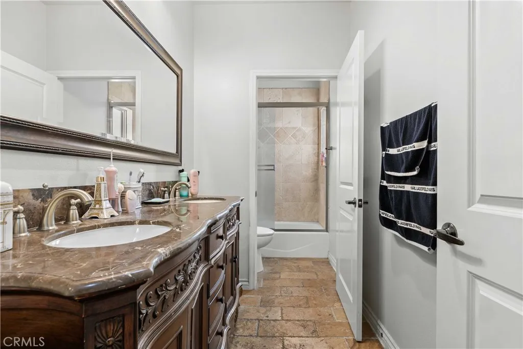 Additional image 63 of 6920 Valmont Unit 5, Tujunga, CA 91042