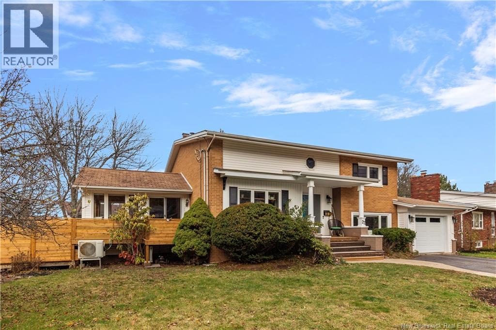 27 Montclair Avenue|Moncton, New Brunswick E1E1T7