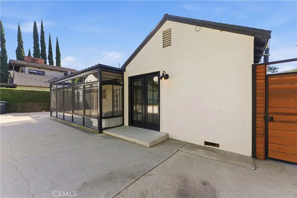 Additional image 104 of 1230 Oak Circle Dr, Glendale, CA 91208