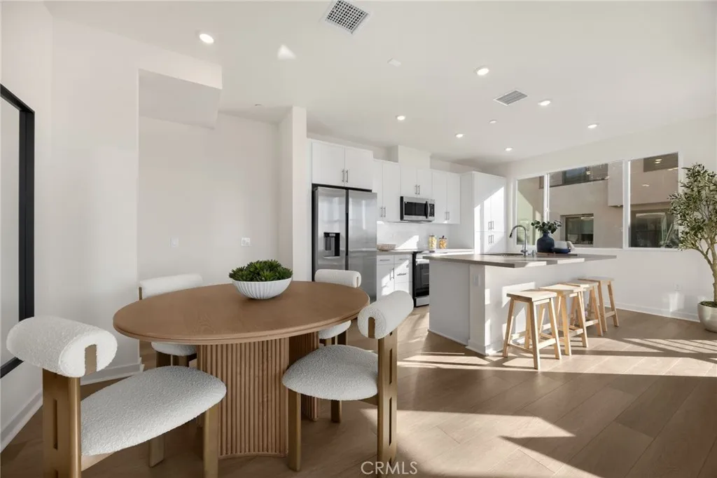 Additional image 72 of 109 S Laxore Street Unit 306, Anaheim, CA 92804