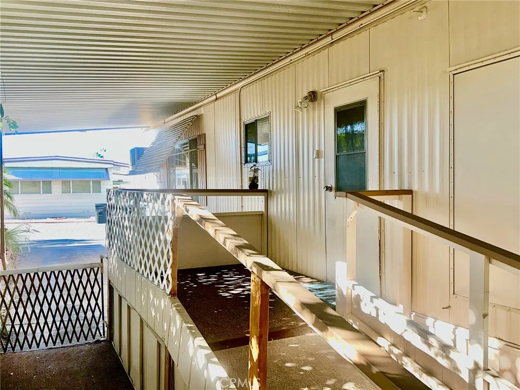 Additional image 30 of 332 N Lyon Ave Unit 105, Hemet, CA 92543