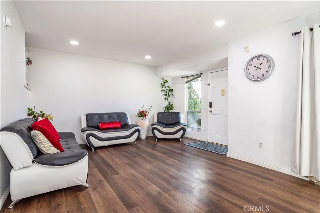 Additional image 45 of 10125 De Soto Unit 45, Chatsworth, CA 91311