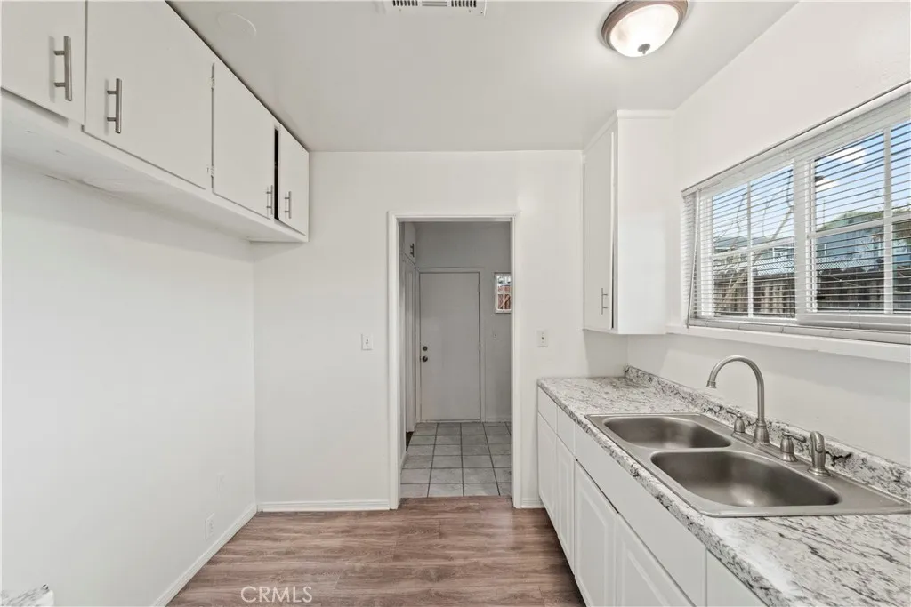 Additional image 19 of 536 E Fredricks St, Barstow, CA 92311