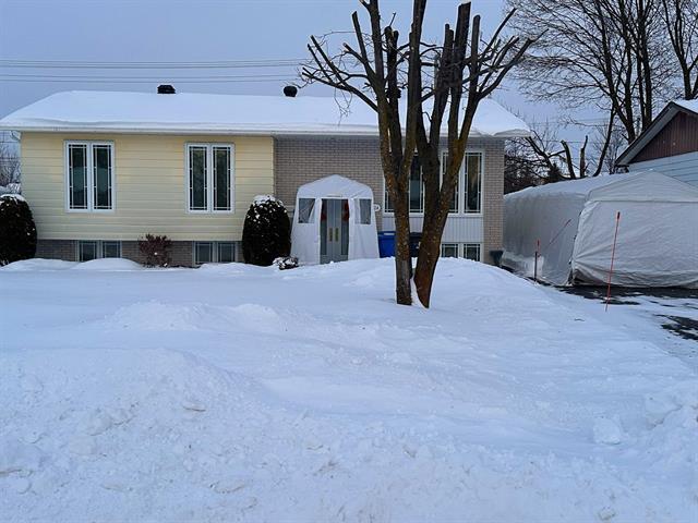 Property image for 624 Rue Nicole|Blainville, Quebec J7C3H5