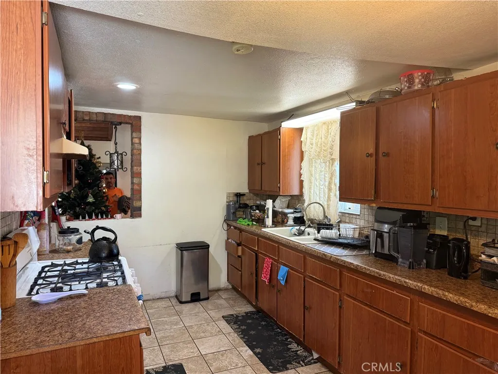 Additional image 7 of 4176 Agate Street, Jurupa Valley, CA 92509