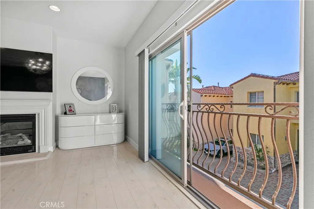 Additional image 54 of 6920 Valmont Unit 5, Tujunga, CA 91042