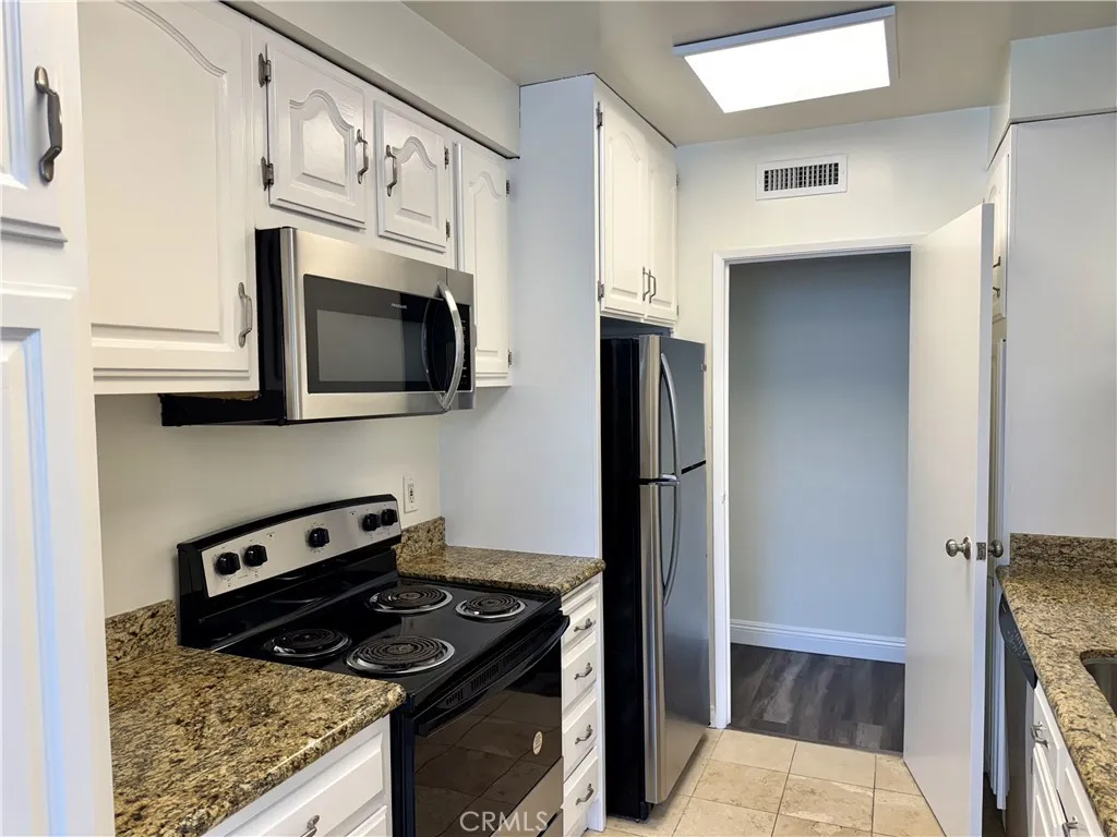 Additional image 7 of 540 Kelton Unit 502, Los Angeles, CA 90024