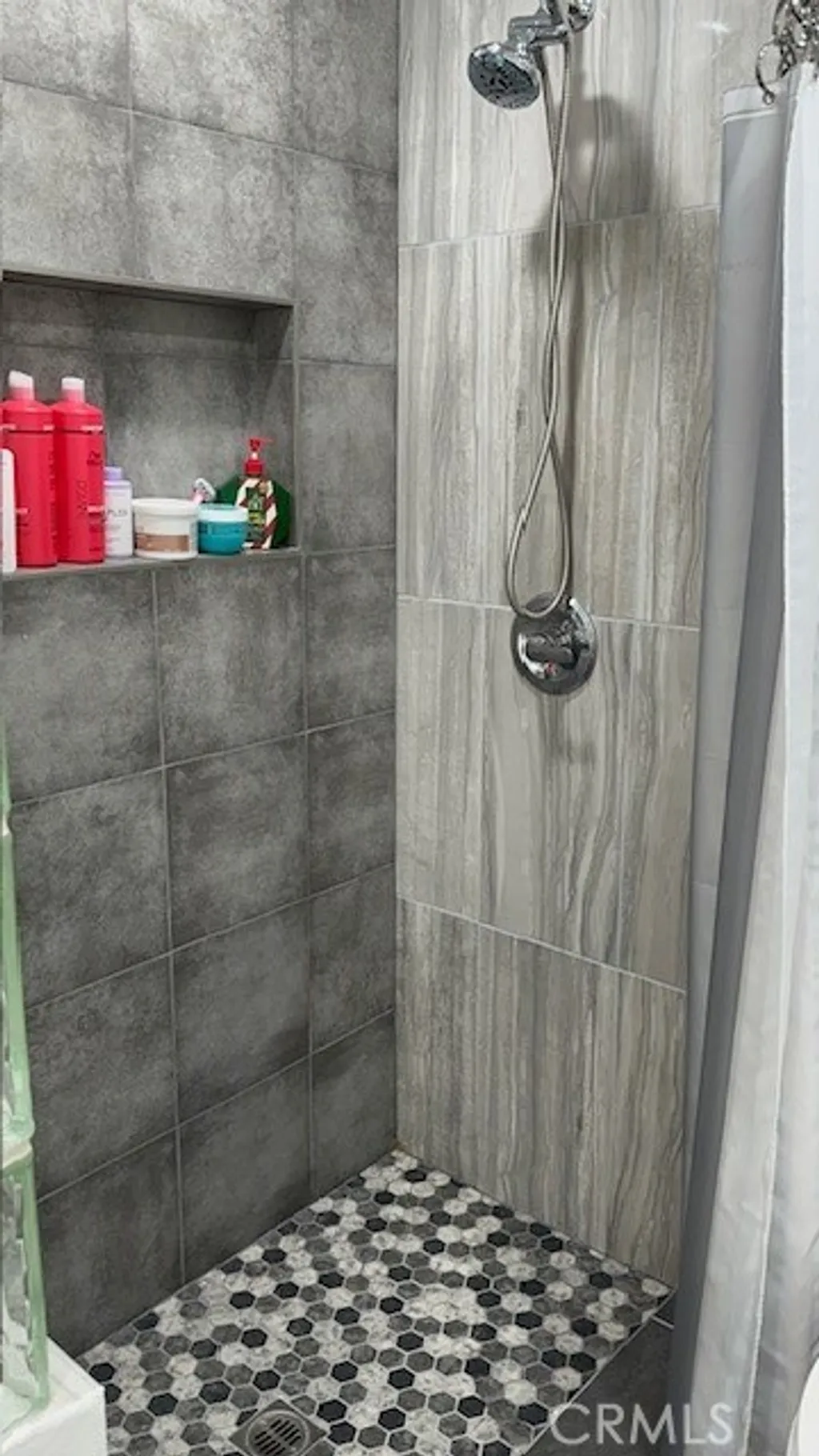 Additional image 18 of 18326 Collins Street Unit F, Tarzana, CA 91356