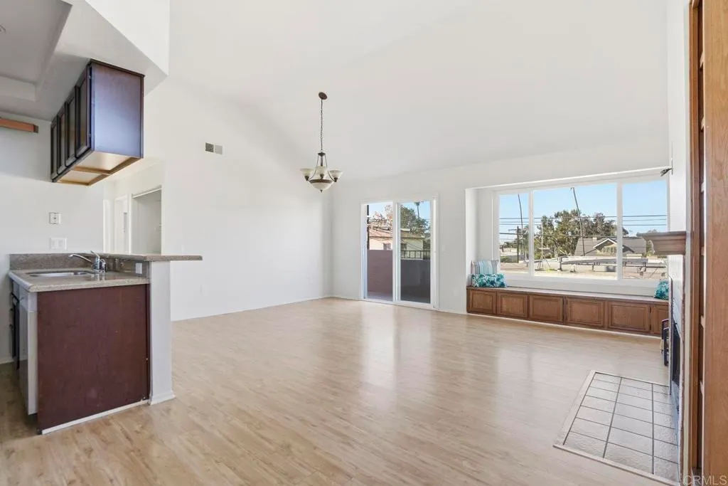 Additional image 4 of 4524 Cleveland Avenue Unit 204, San Diego, CA 92116