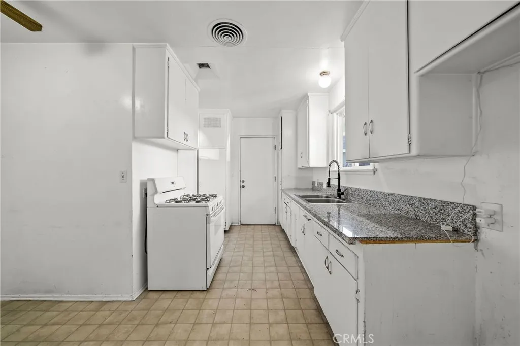 Additional image 44 of 20644 Sherman Way, Winnetka, CA 91306