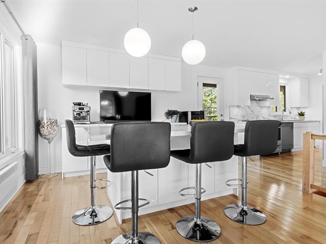 Property image for 38 Ch. du Bassin|Lac-Beauport, Quebec G3B1J2