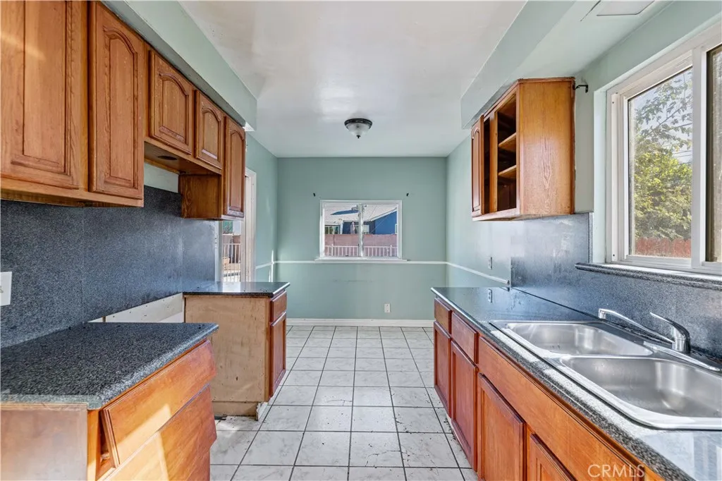 Additional image 30 of 8544 Noble Avenue, North Hills, CA 91343