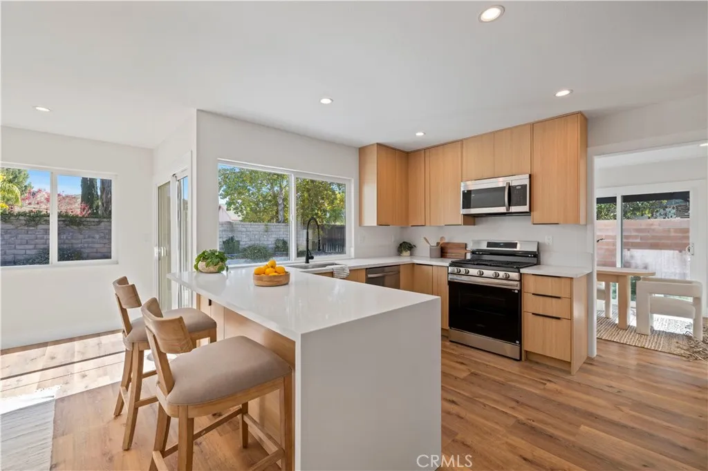 Additional image 15 of 28218 Oaklar Drive, Saugus, CA 91350