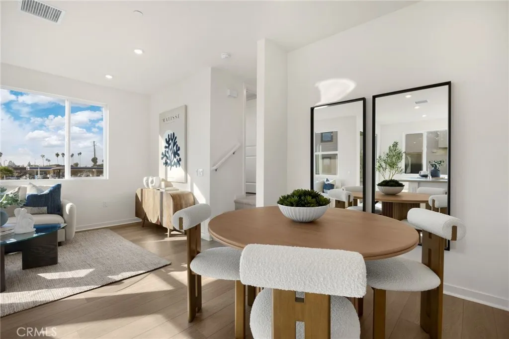 Additional image 6 of 109 S Laxore Street Unit 306, Anaheim, CA 92804