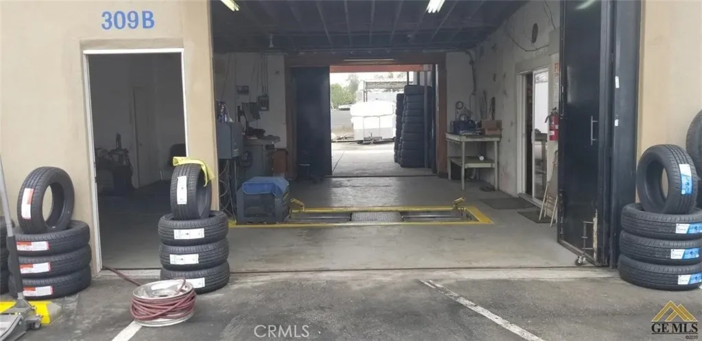 Additional image 4 of 309 E Brundage Lane, Bakersfield, CA 93307