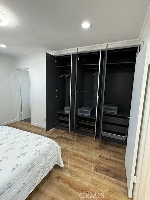 Additional image 56 of 18326 Collins Street Unit F, Tarzana, CA 91356