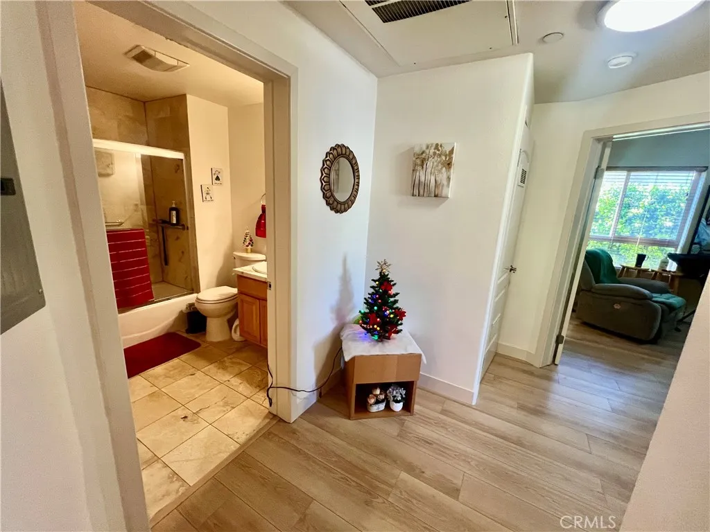 Additional image 8 of 1515 Grismer Avenue Unit 102, Burbank, CA 91504