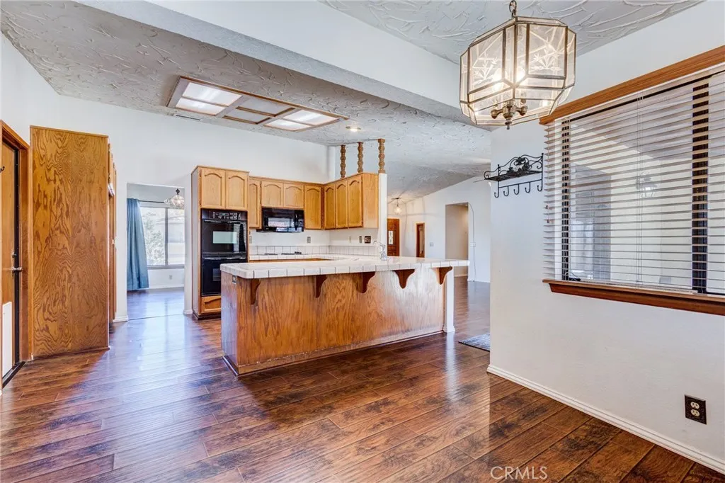 Additional image 54 of 14076 Wawona Road, Apple Valley, CA 92307