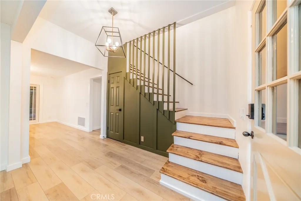 Additional image 9 of 726 Robinhood Ln, Redlands, CA 92373