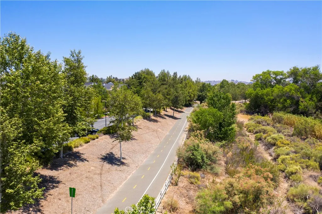 Additional image 66 of 23402 Brookdale Lane Unit 56, Valencia, CA 91355