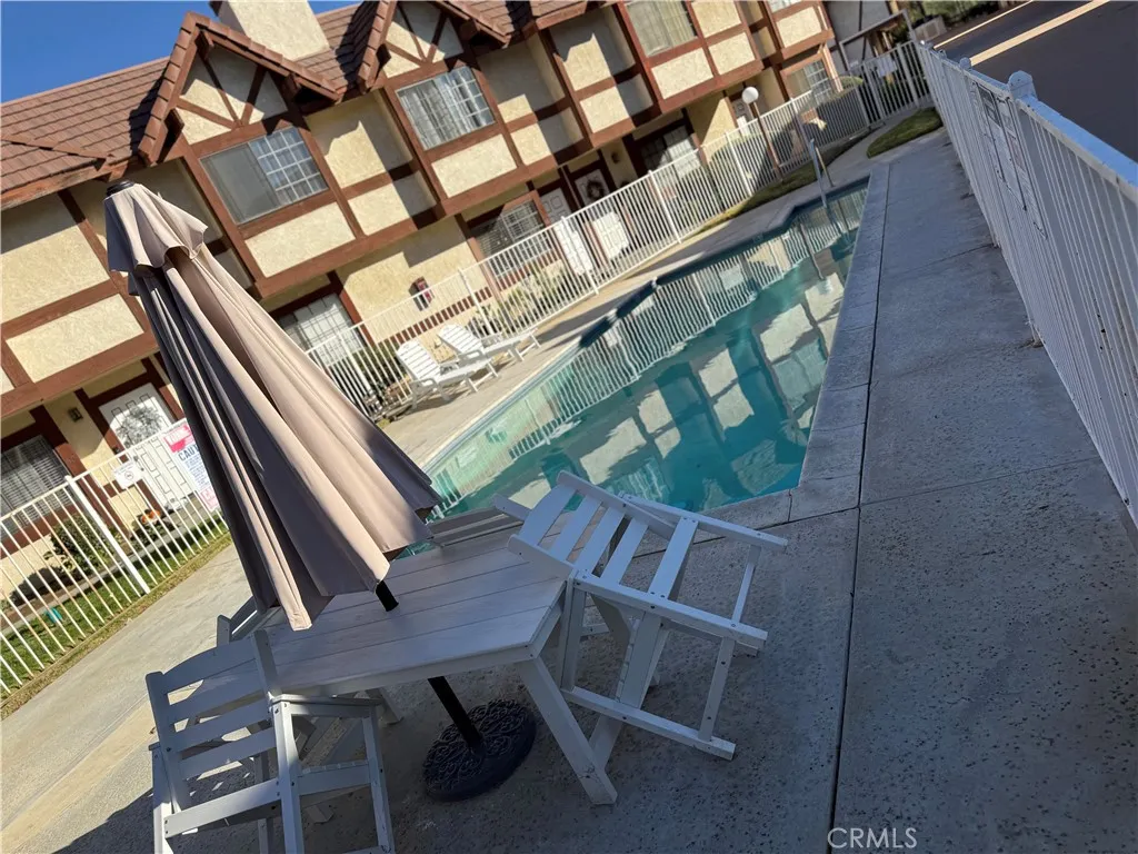 Additional image 5 of 9325 Sunland Park Drive Unit 2, Sun Valley, CA 91352