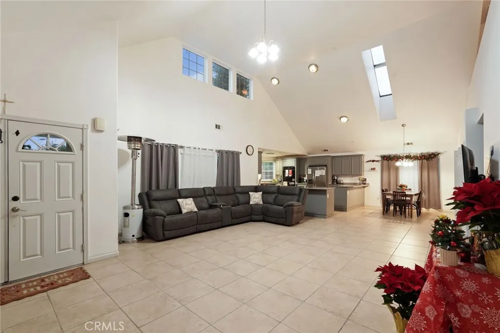 Additional image 47 of 336 E Locust St, Lodi, CA 95240