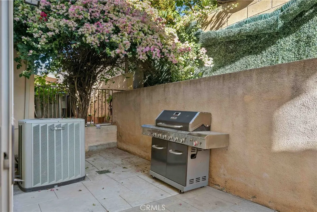 Additional image 135 of 6920 Valmont Unit 5, Tujunga, CA 91042