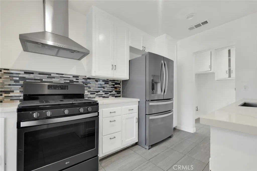 Additional image 33 of 13321 Blythe Street, North Hollywood, CA 91605