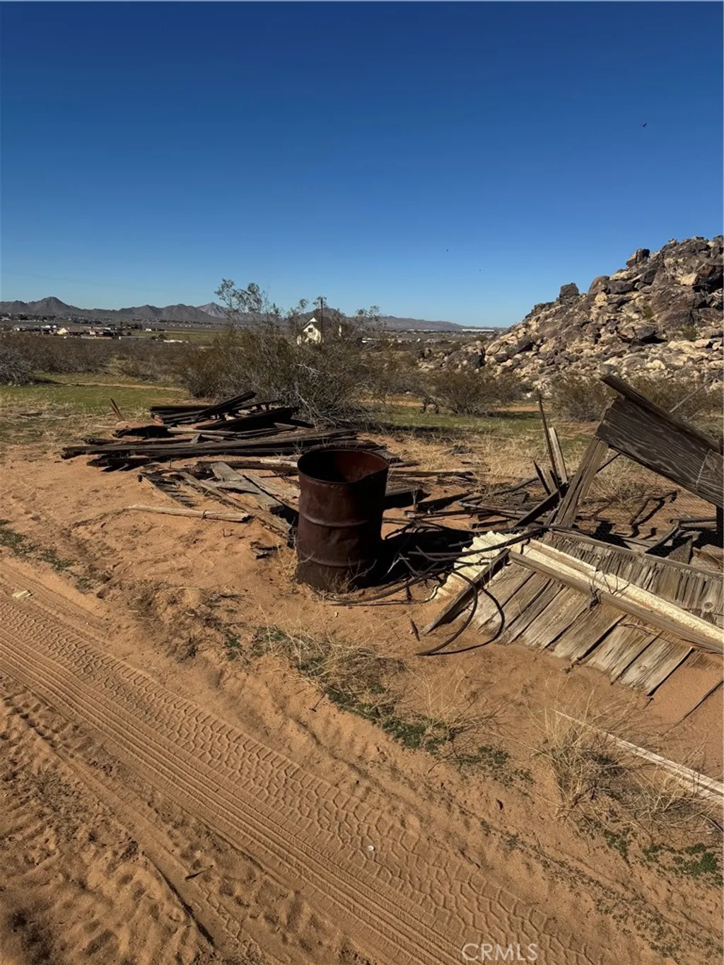 Additional image 9 of 14423 Lynn Rd, Apple Valley, CA 92307