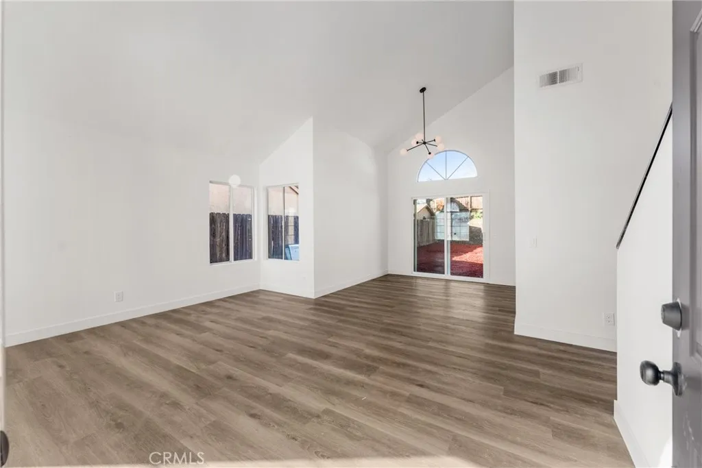 Additional image 6 of 179 S Massachusetts, Lake Elsinore, CA 92530